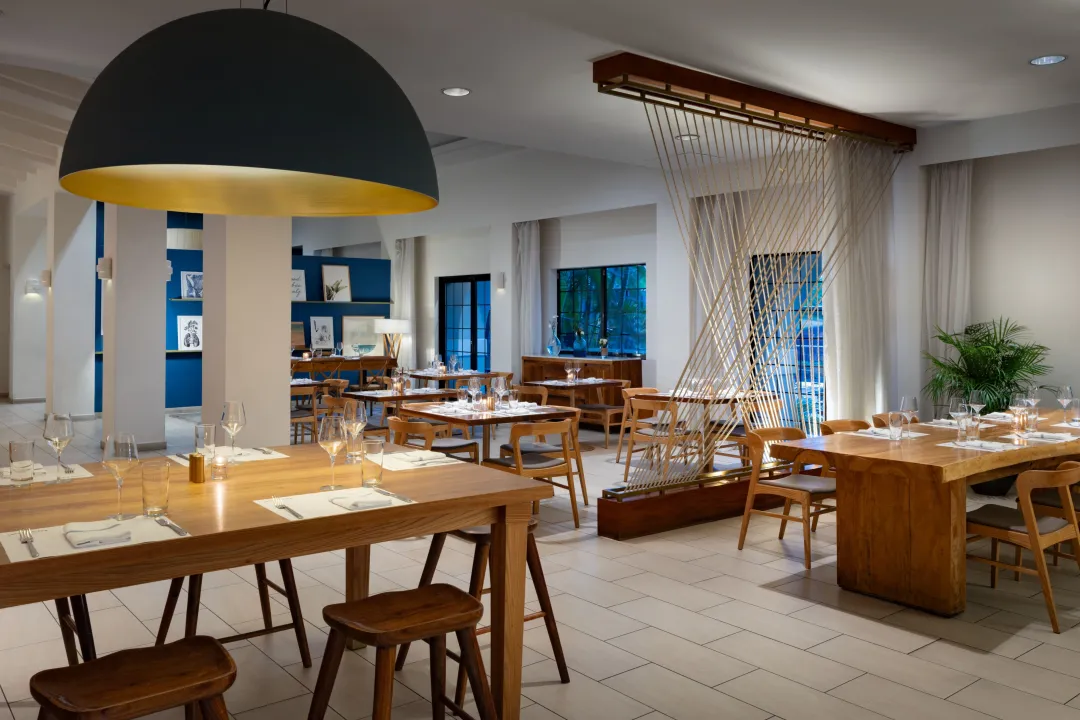 Grand-Cayman-Marriott-Resort-Den