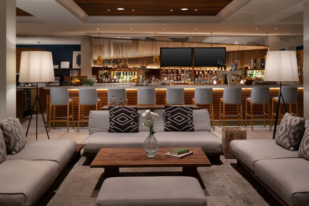 Grand-Cayman-Marriott-Resort-Anchor-Bar