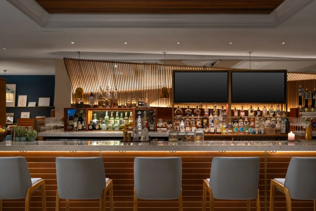 Grand-Cayman-Marriott-Resort-Bar
