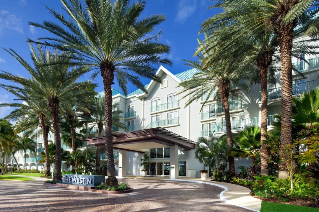 The-Westin-Grand-Cayman-The-Exterior