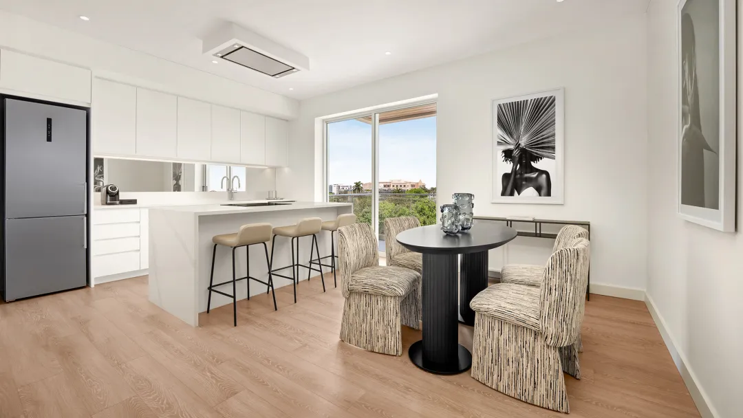ONE GT - Bloom Suite