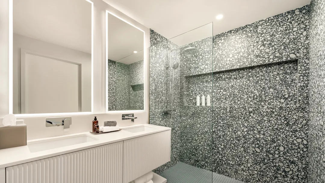 ONE GT - Bloom Suite - Bathroom