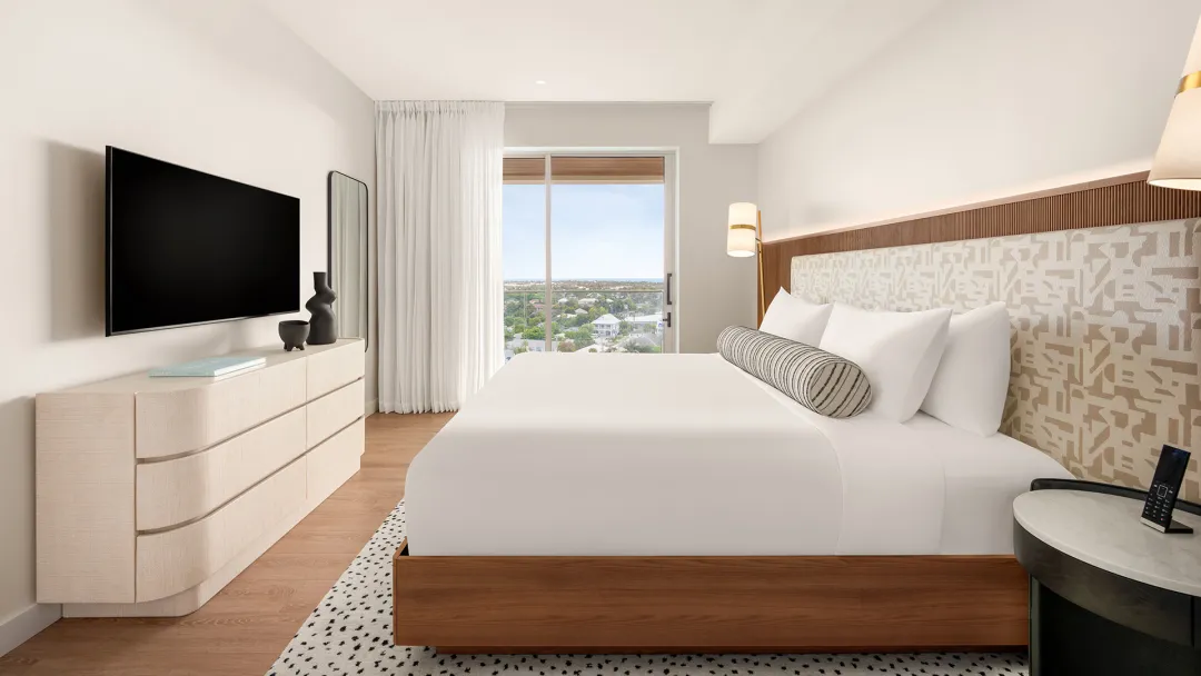 ONE GT - Bloom Sky Suite - King Bed