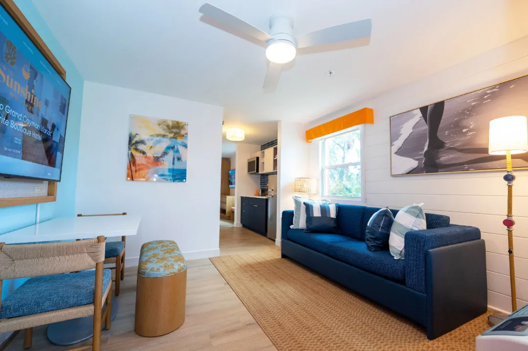 Sunsine Hotel and Suites - One Bedroom Suite - Living Room