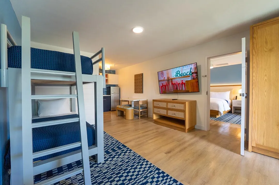 Sunsine Hotel and Suites - Family Suite