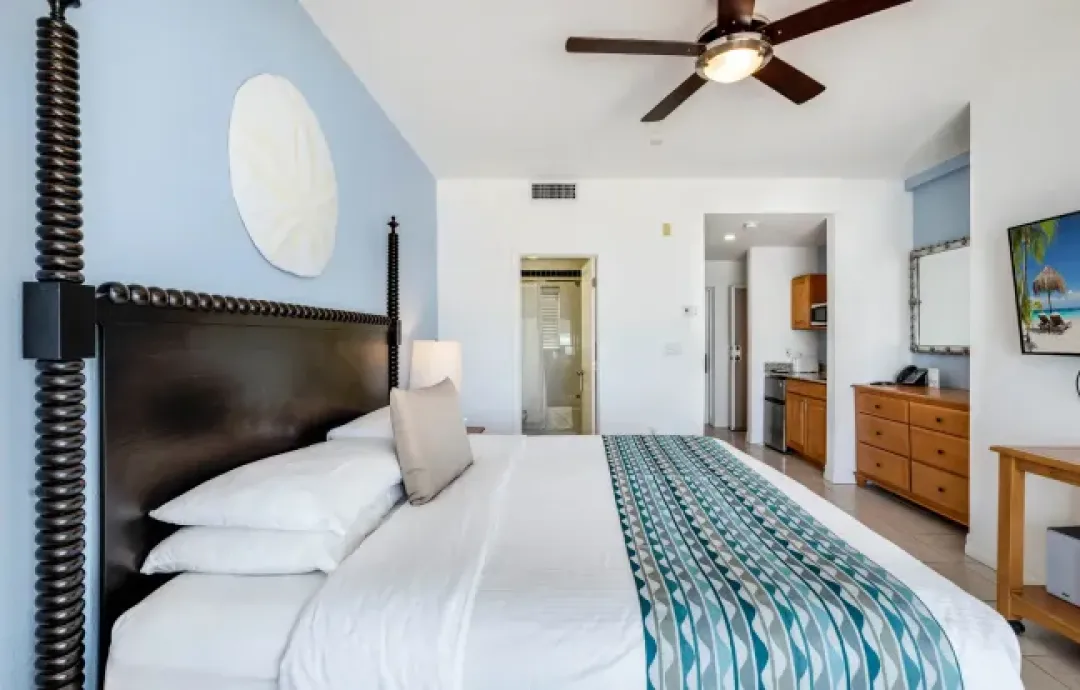 The-Reef-Beach-Resort-Beachfront-Studio-Detail