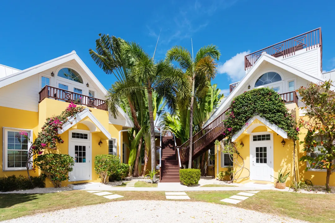 Shangri-La-Cayman-Islands-Cottage