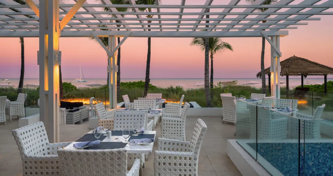 Turks-and-Caicos-Beaches-Turks-and-Caicos-Sunset-Dining