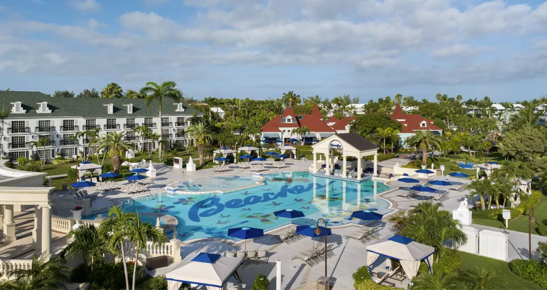 Turks-and-Caicos-Beaches-Turks-and-Caicos-Resort-Detailed-View