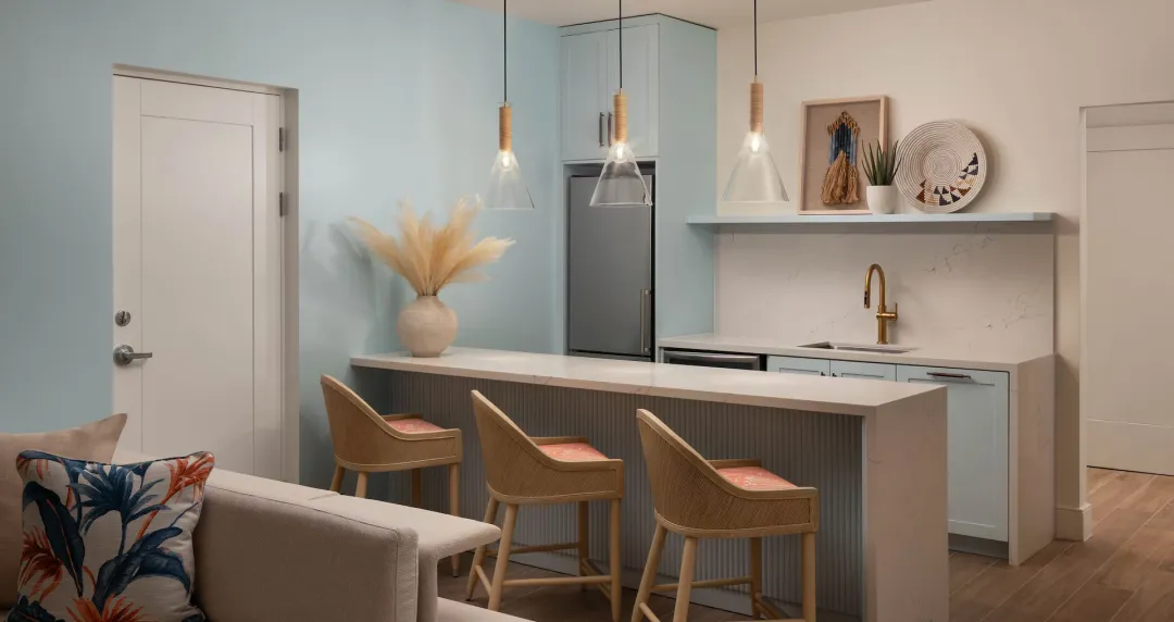 Beachest turks and Caicos - Treasure Beach Oceanview 2-Bedroom Butler Suite - Breakfast Bar