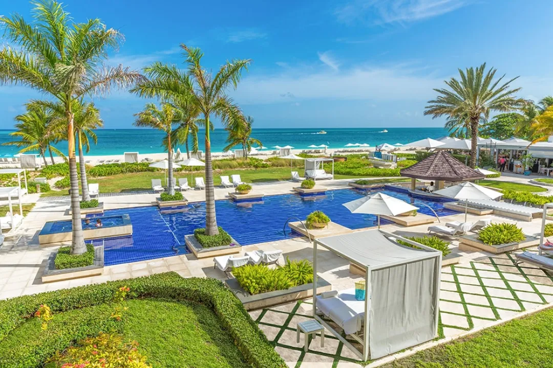 Grace-Bay-Club-Pool-Cabanas