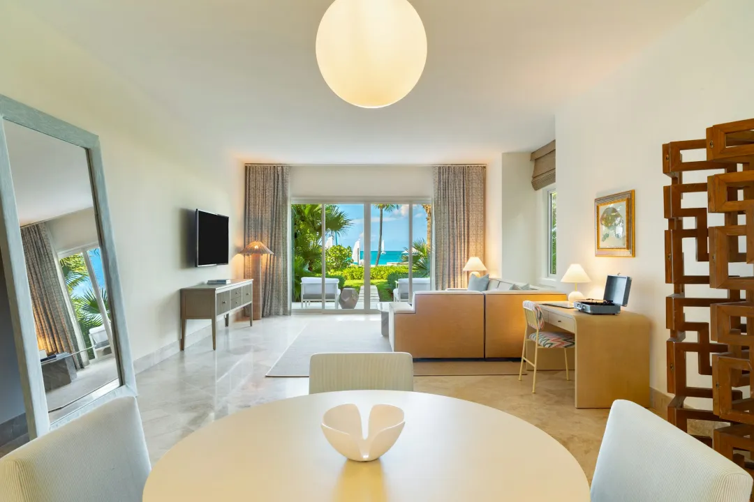 Grace-Bay-Club-Luxury-One-Bedroom-Suite-Detail