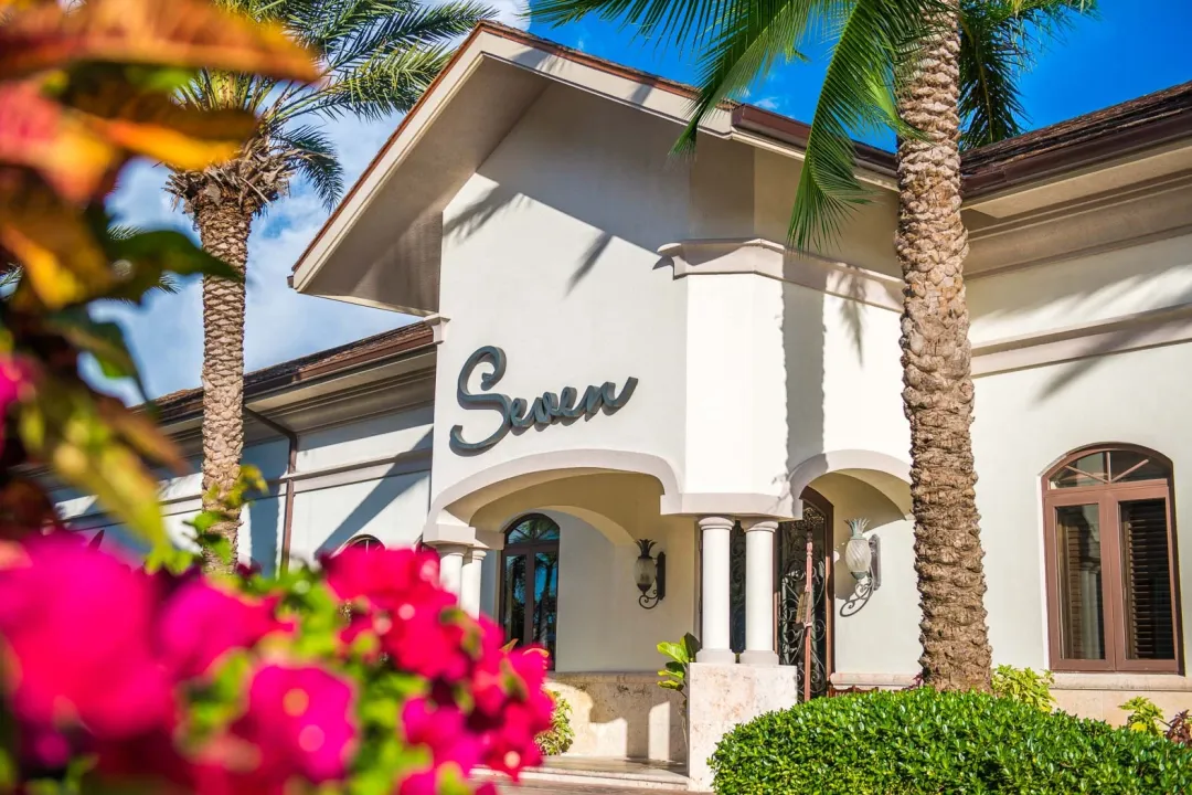Seven-Stars-Resort-and-Spa-Entrance