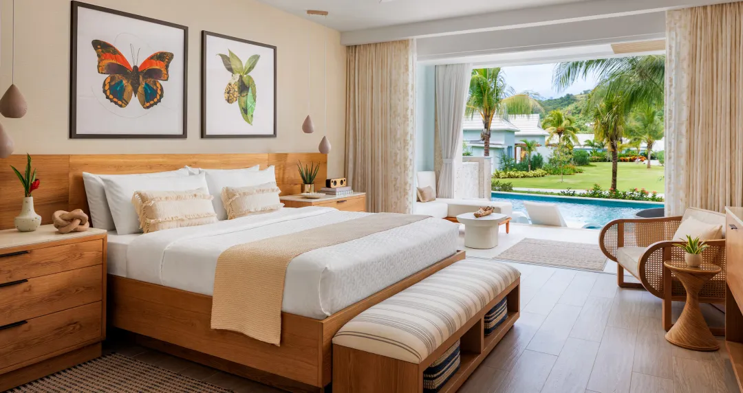 Sandals Saint Vincent and The Grenadines - Bamboo Palm Club Swim-up Room with Patio Tranquility Soaking Tub - King Bed