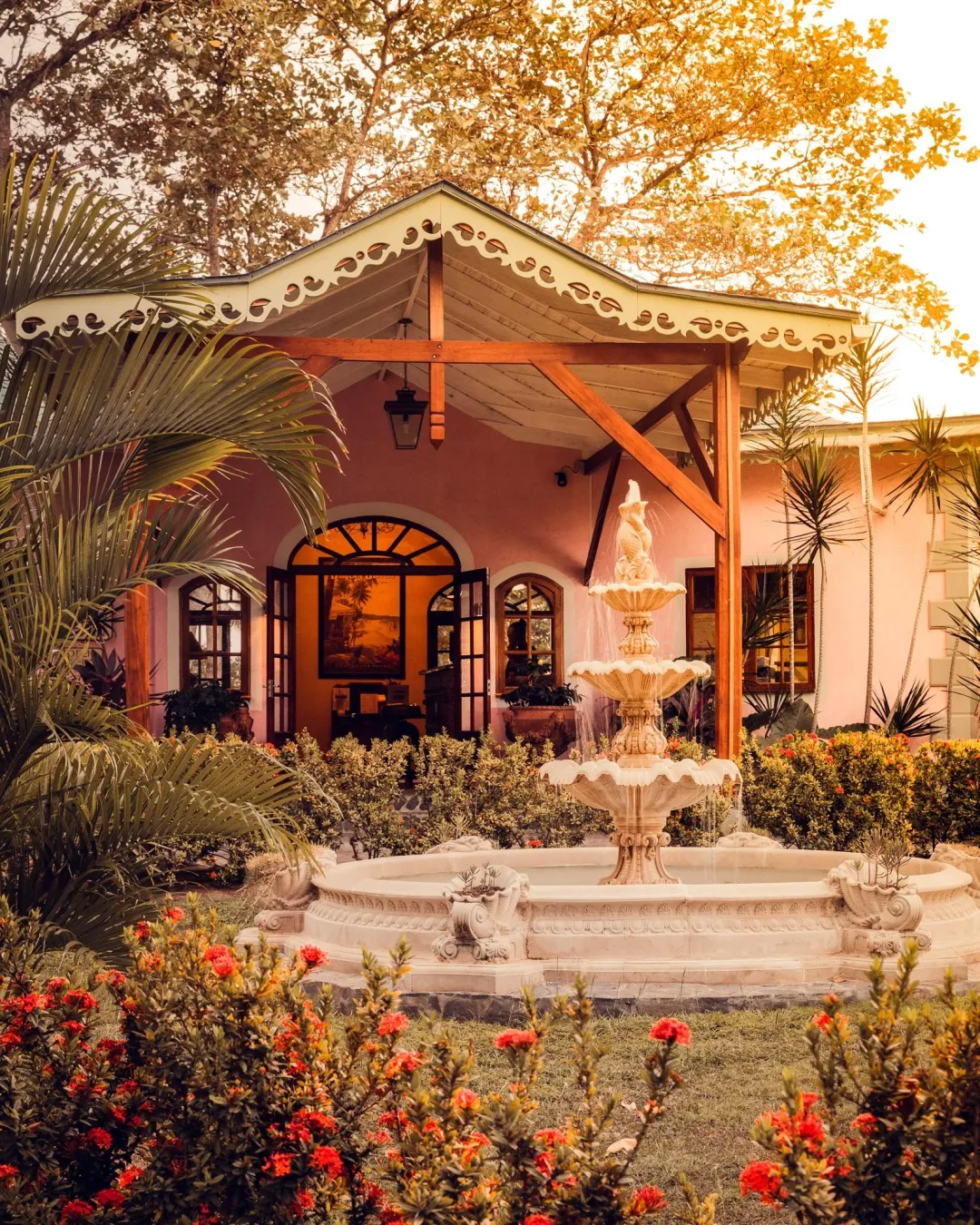 Bequia-Beach-Hotel-Villa-Exterior