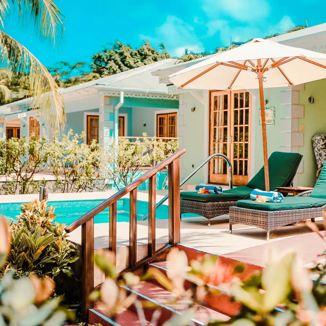 Bequia-Beach-Hotel-Villa-Pool