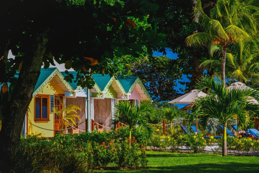 Bequia-Beach-Hotel-Cottages