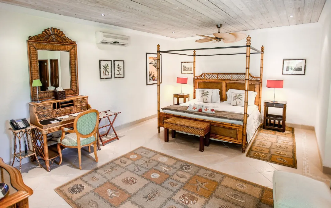 Bequia-Beach-Hotel-One-Bedroom-Cottage-King-Bed