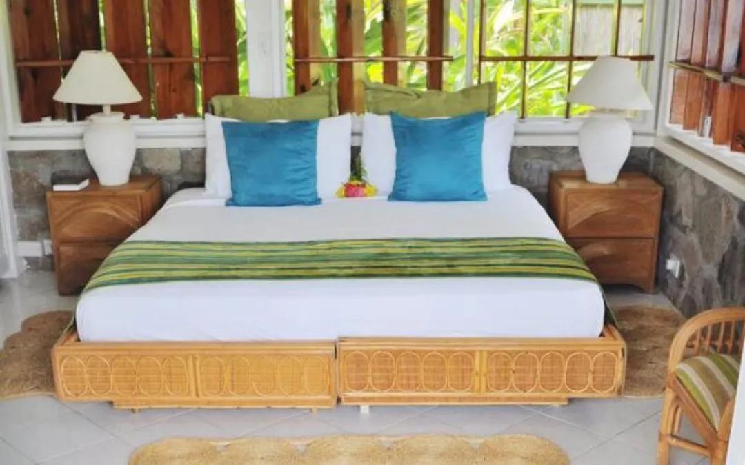 Young-Island-Deluxe-Suite