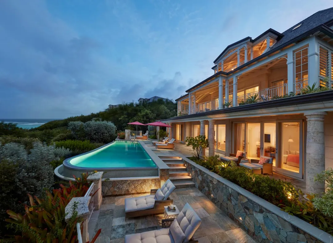 Mandarin-Oriental-Canouan-Lagoon-Villa-Pool