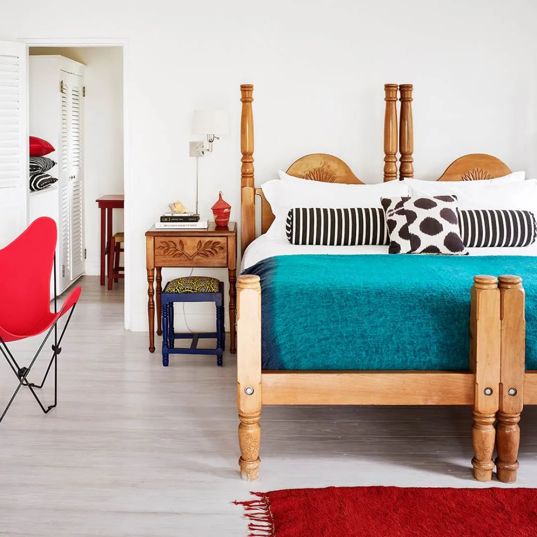 Golden-Rock-Inn-Hillside-Room-King-Bed
