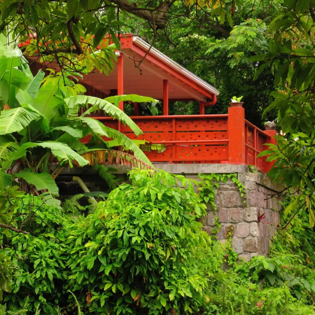 Golden-Rock-Inn-Paradise-Cottage-Exterior