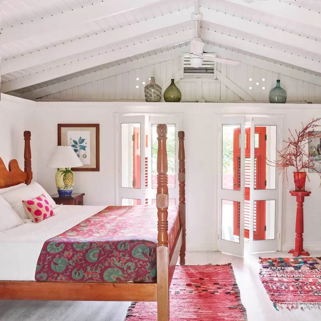 Golden-Rock-Inn-Paradise-Cottage-King-Bed