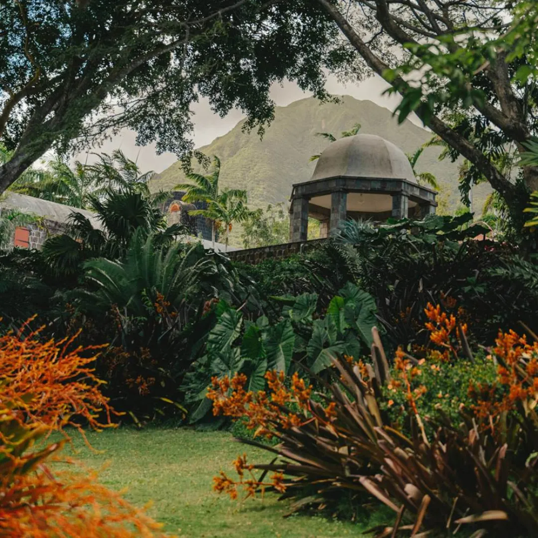 Golden-Rock-Inn-Garden