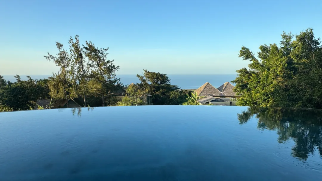 Belle-Mont-Sanctuary-Resort-Infinity-Pool-1