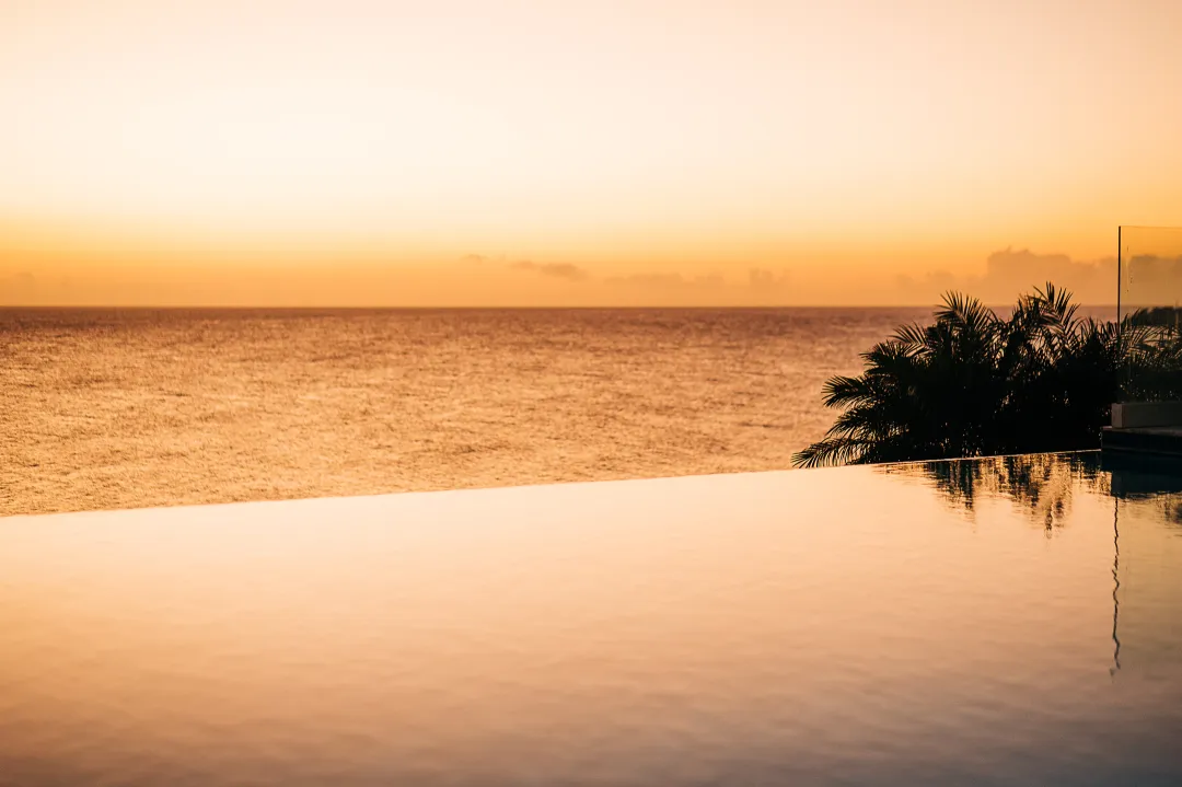 Sunset-Reef-Pool-at-dusk