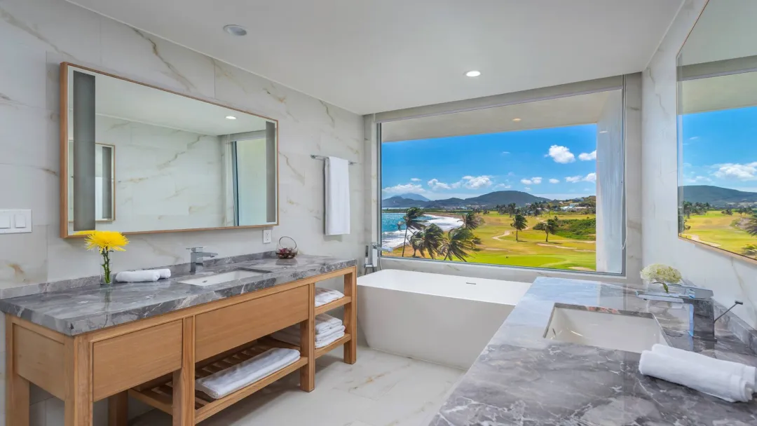 Koi-Resort-Seaside-View-Room-Bathroom