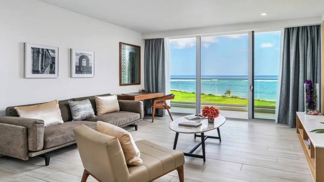 Koi-Resort-Seaside-View-Suite-Living-Room-View