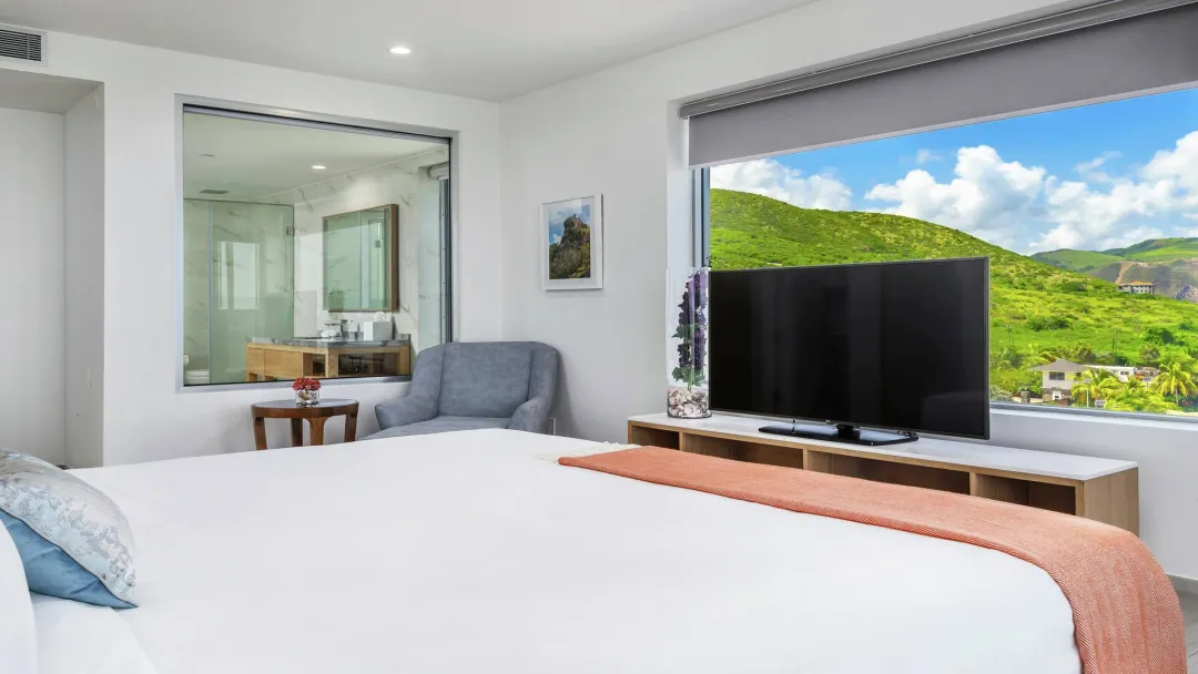 Koi-Resort-Oceanfront-View-Suite-View
