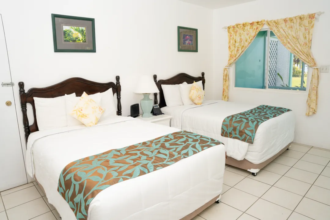 OUalie Beach Resort - Deluxe Two Double Beds