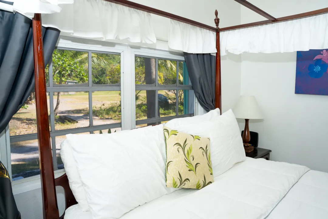 Oualie Beach Resort - Studio - Queen Bed Detail