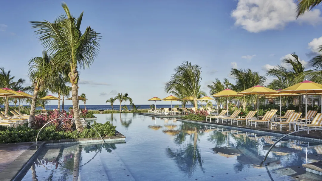 Four Seasons Resort Nevis - Pool Beds