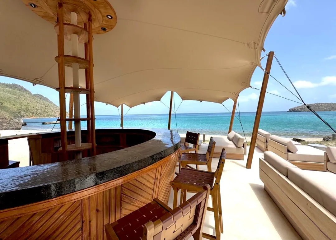 Chatham-Bay-Tenuta-Bar