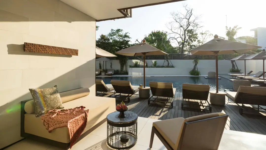 Alila-Seminyak-Deluxe-Pool-Access-Room-Private-Patio