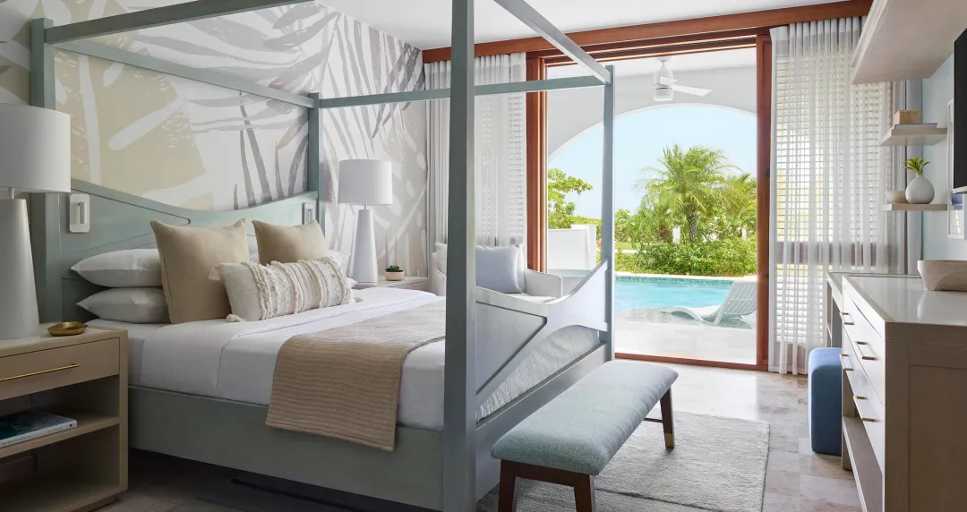 Amante One Bedroom Oceanview Swim-up Butler Grande Suite with Patio Tranquility Soaking Tub - Bedroom