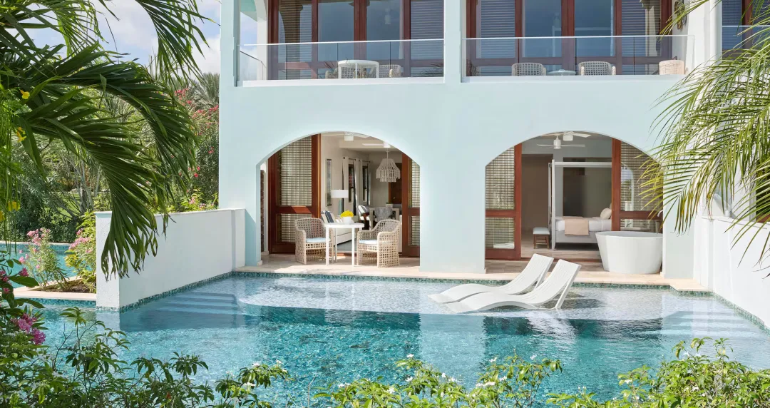 Amante One Bedroom Oceanview Swim-up Butler Grande Suite with Patio Tranquility Soaking Tub - Pool
