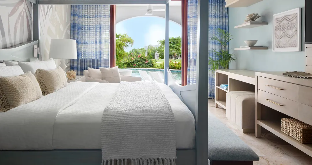 Amante One Bedroom Swim-up Oceanview Butler Suite with Patio Tranquility Soaking Tub - Bedroom