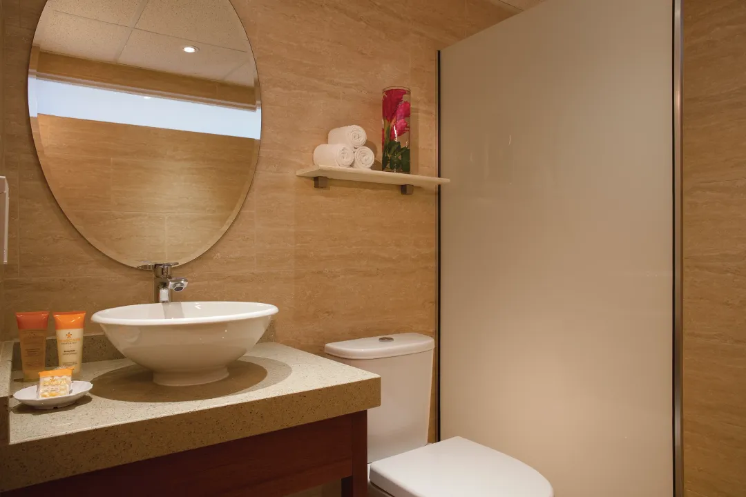 Sun Club Deluxe Ocean View Room - Bathroom