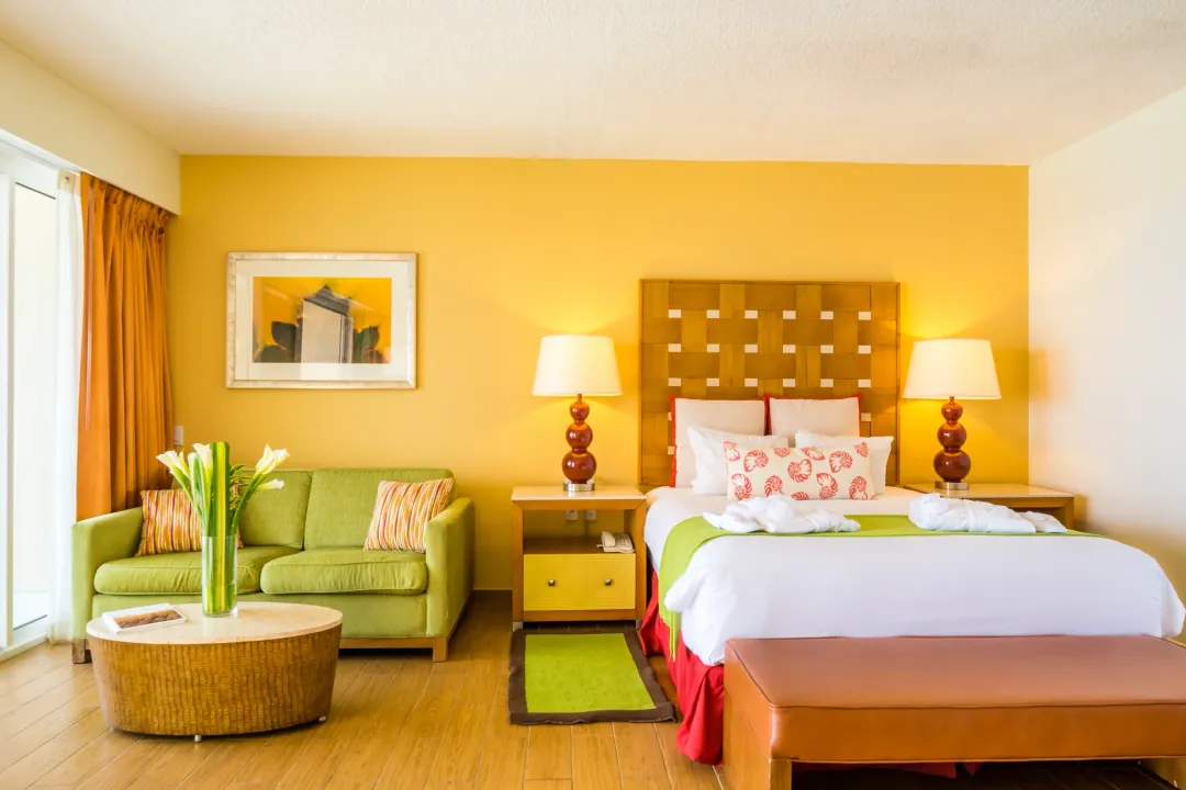 Sun Club Junior Suite Ocean View - Bedroom with Seating Aeria