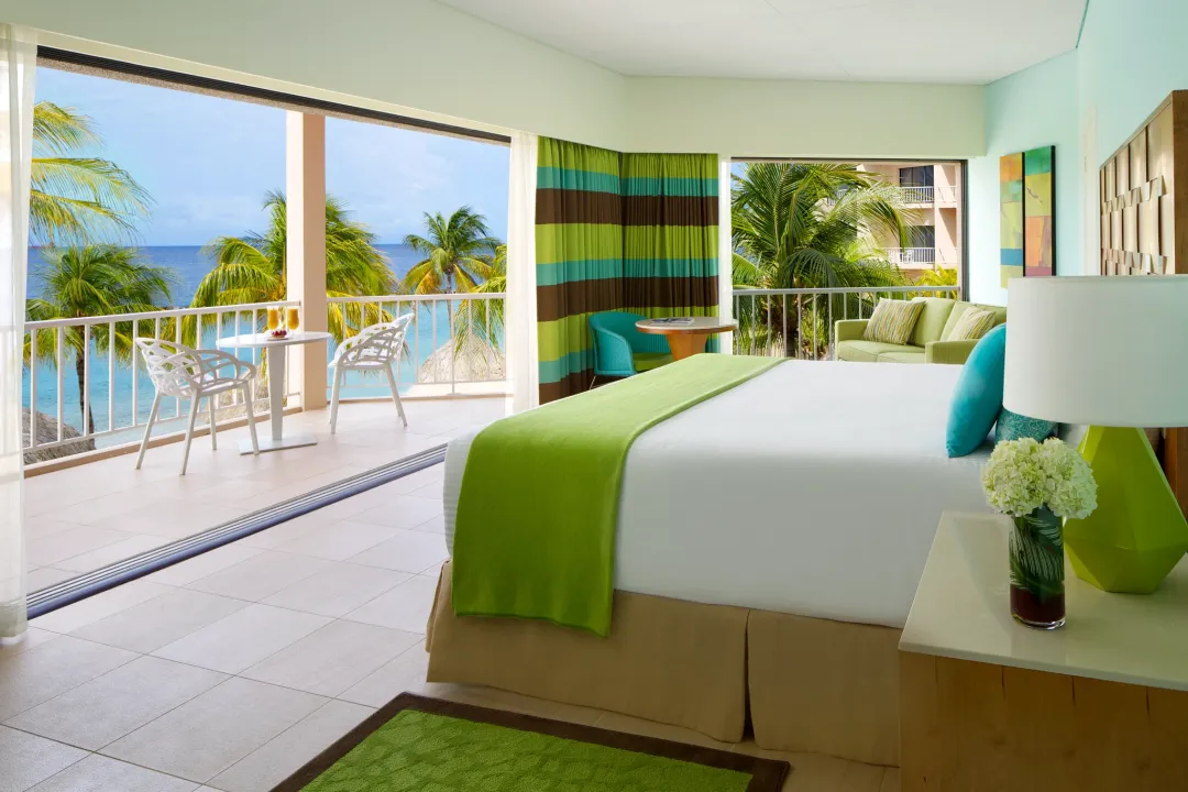 Sun Club Honeymoon Junior Suite - Bedroom with View