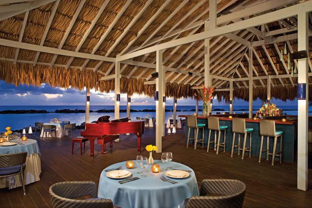 Bluewater Grill Restaurant