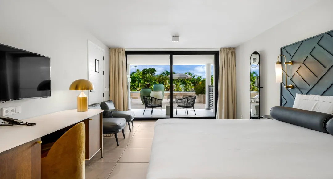 Deluxe Guest Room - Bedroom View