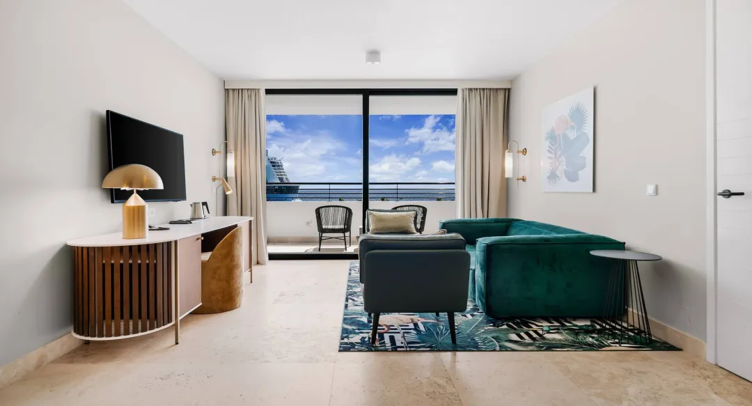 Oceanview Suite - Seating Aeria