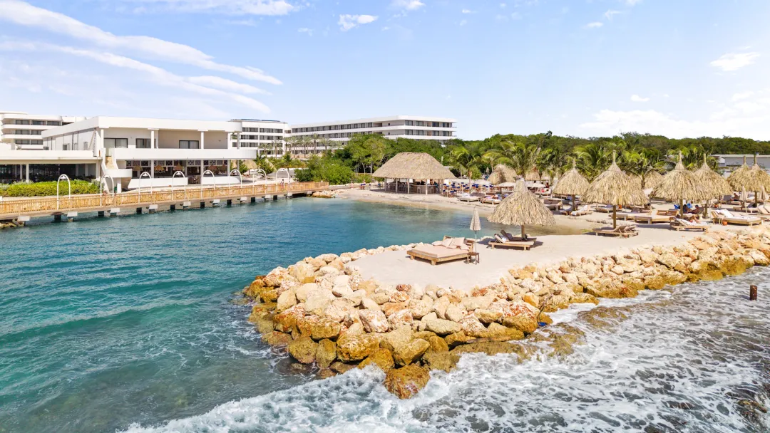 The Rif at Mangrove Beach Corendon Curaçao - Beach Lounge