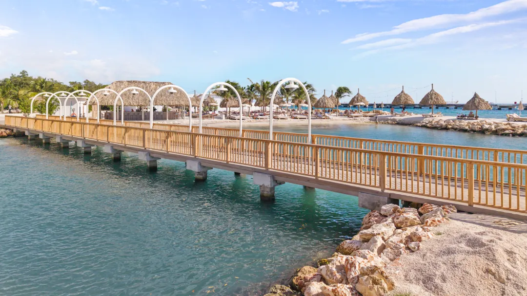 The Rif at Mangrove Beach Corendon Curaçao - Bridge  for Walk to Resort