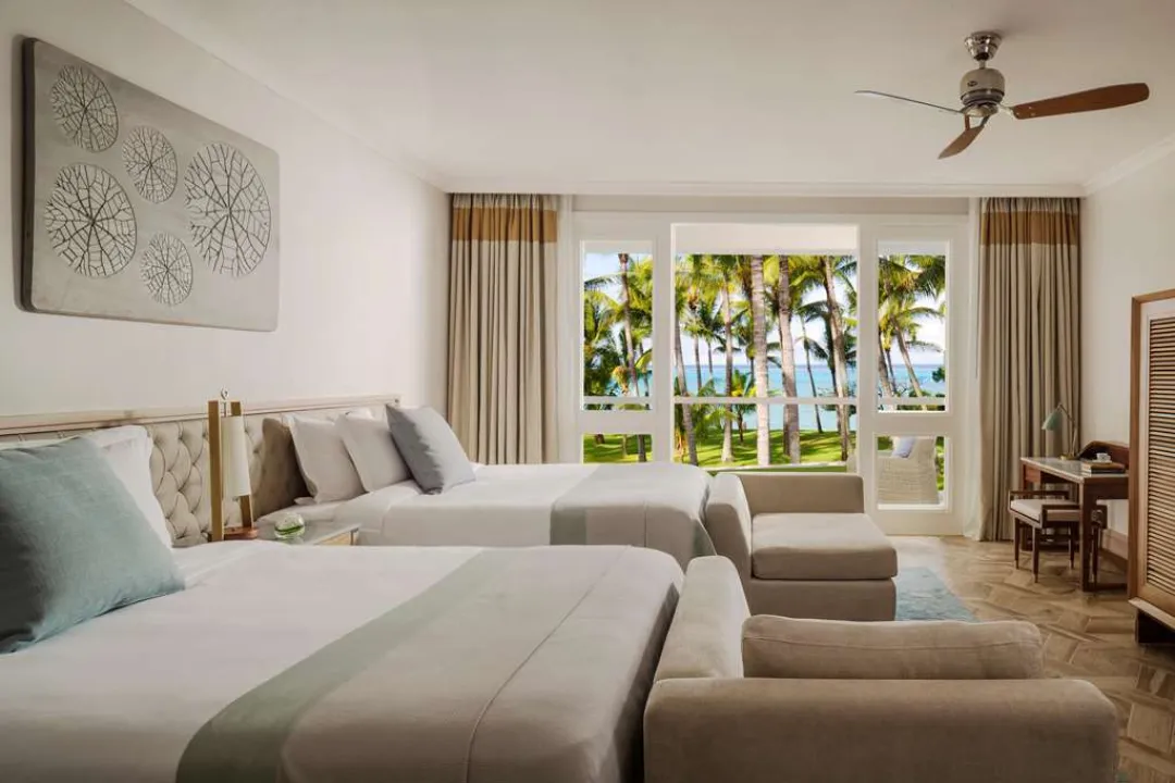 Beachfront Balcony Room - Twin Bed